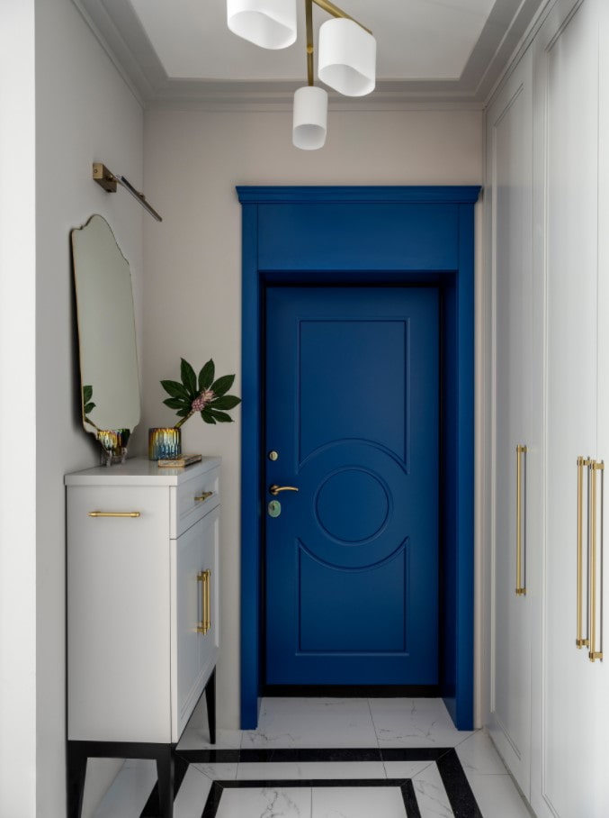 porta de entrada azul