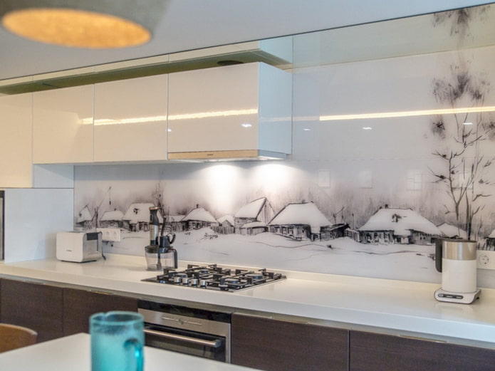 painel de vidro no interior da cozinha