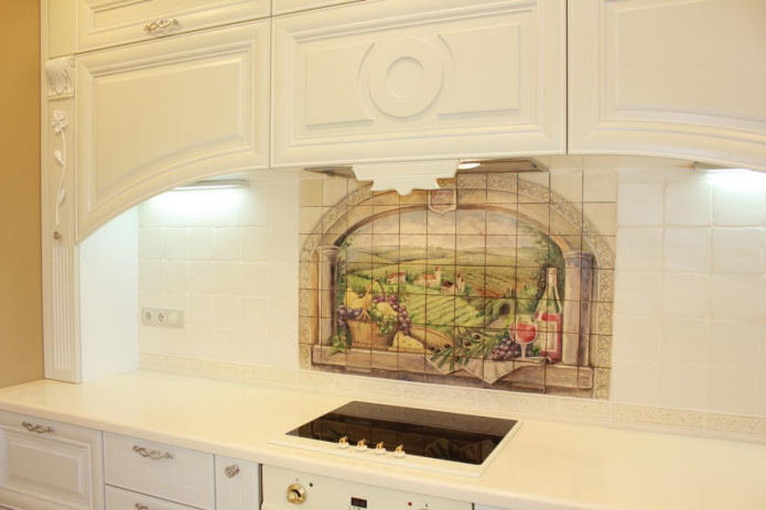 painel de ladrilhos cerâmicos no interior da cozinha
