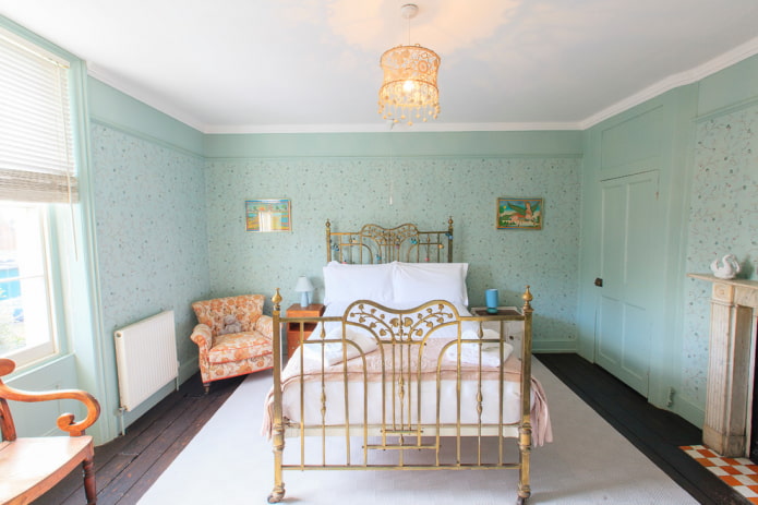 quarto em tons de menta e laranja