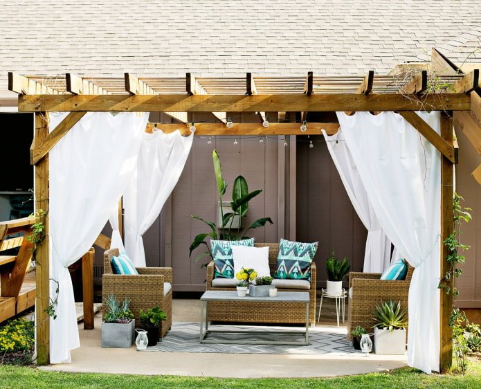 decoração de pátio com pérgola