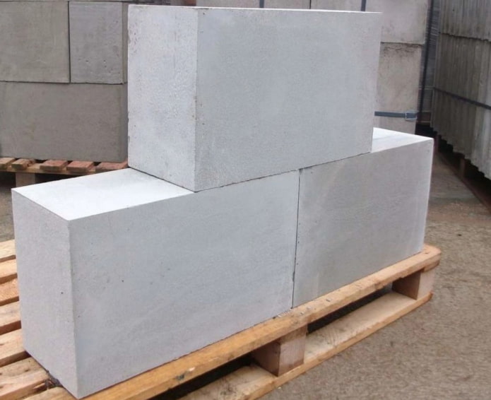 blocos de concreto aerado em um palete