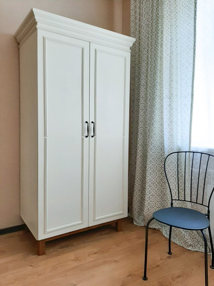 Guarda-roupa de quarto