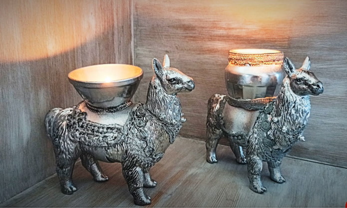 castiçal de brinquedo de criança
