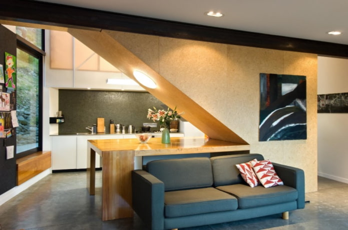 Divisória de MDF no interior da cozinha-sala de estar