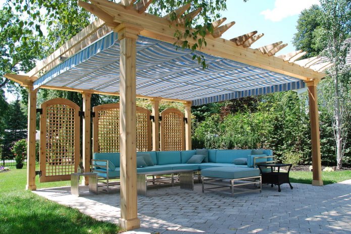 pérgola de madeira