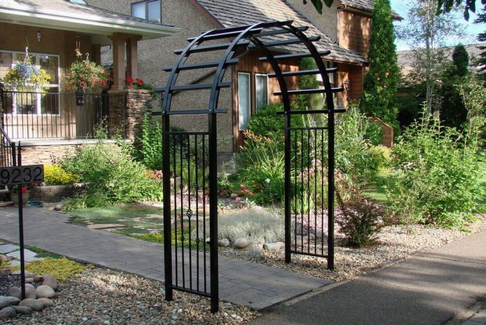 arco forjado para residência de verão