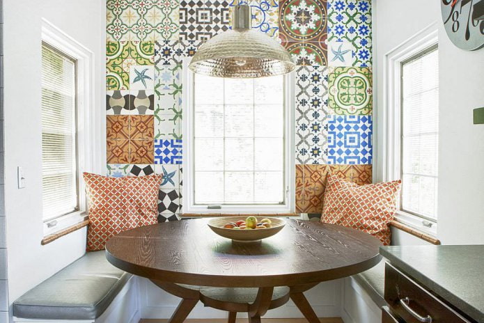 azulejos de patchwork no interior