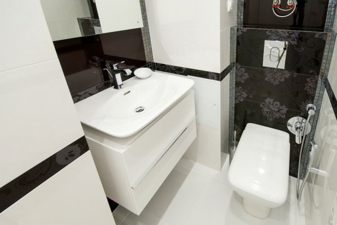 Azulejos no vaso sanitário