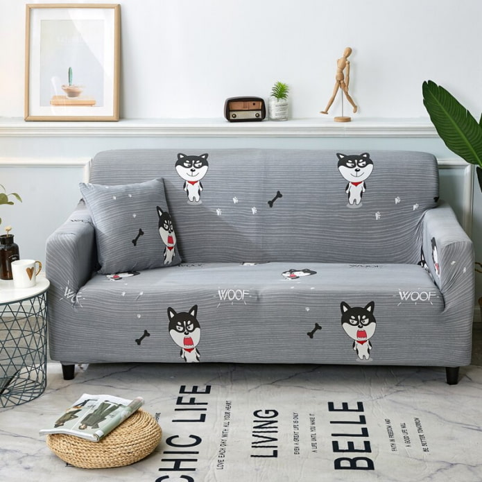 colcha para sofá no interior de um quarto infantil