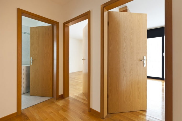 portas internas em um apartamento