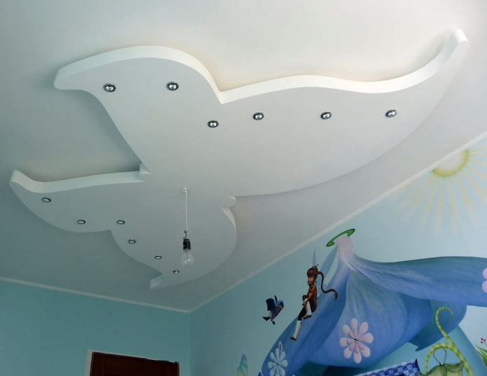 construção de gesso cartonado em forma de borboleta