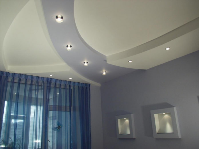 construção de drywall com uma combinação de duas cores