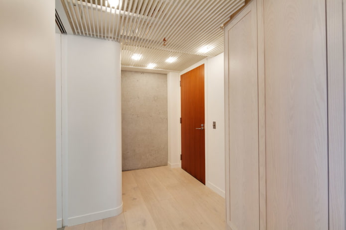 design de teto no corredor no estilo loft