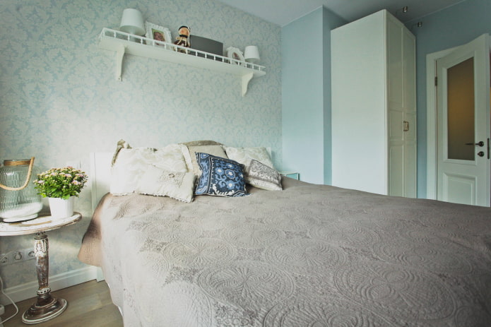 Cama no quarto