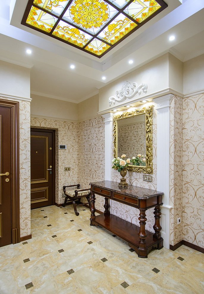 decoração de corredor em estilo clássico