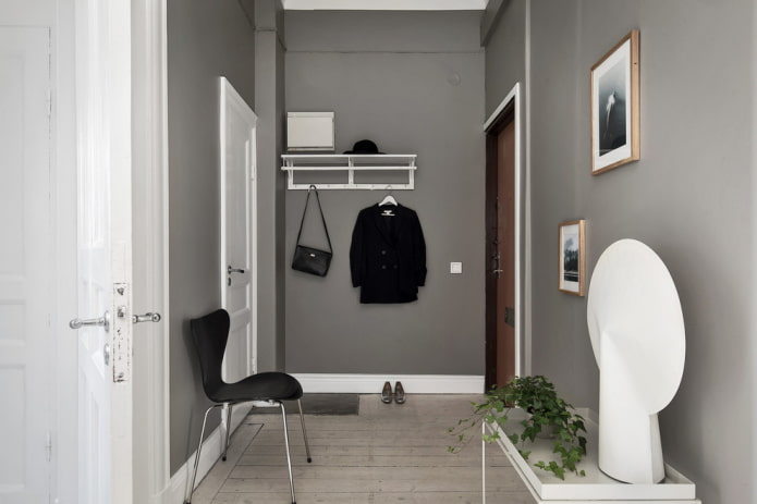 design de um corredor cinza em estilo escandinavo