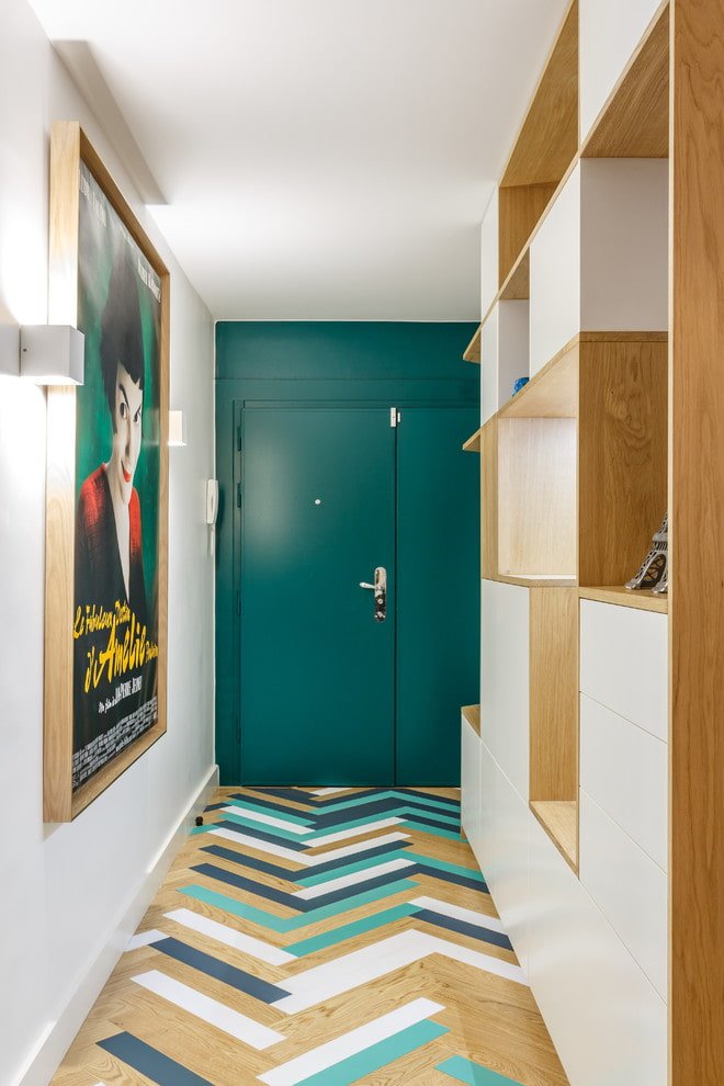 Decoração de corredor em estilo escandinavo