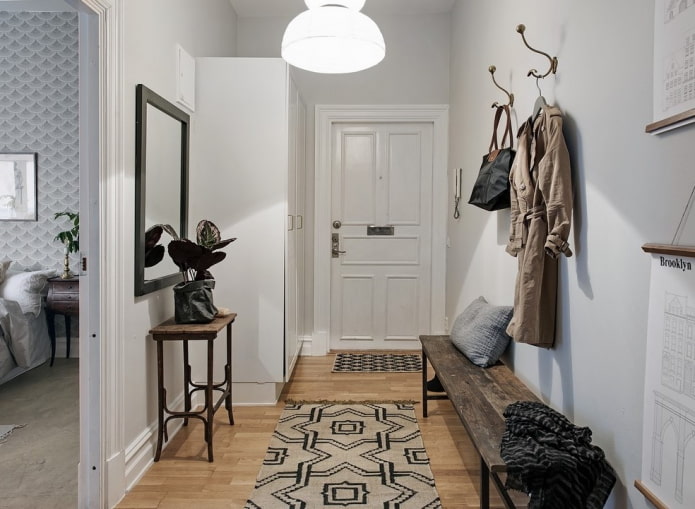 móveis no interior do corredor em estilo escandinavo