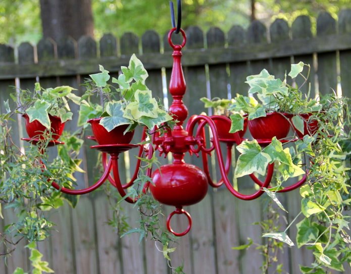 Lustre com plantas