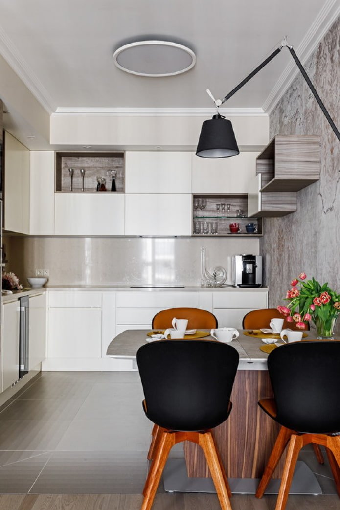 cozinha de canto com mesa