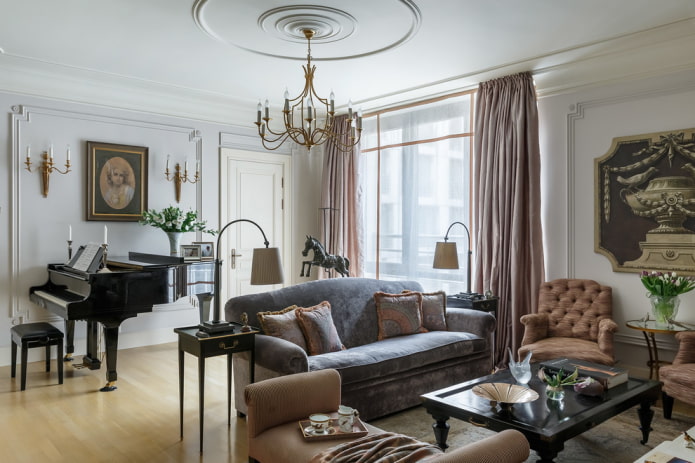 sala de estar com piano