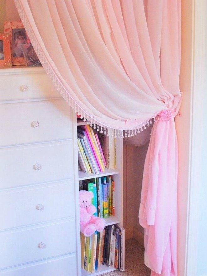 cortinas rosa no quarto do bebê