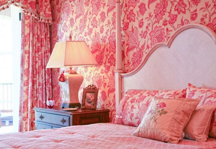 cortinas rosa com estampa floral