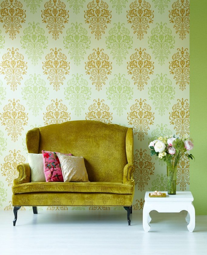 papel de parede com monogramas no interior