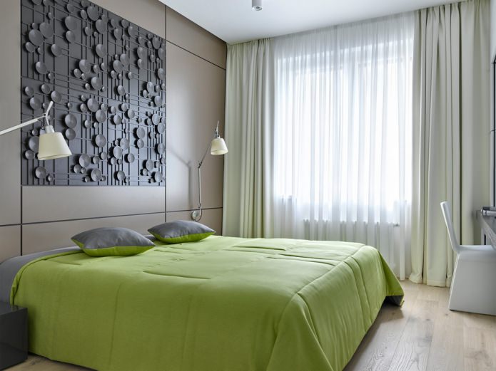 interior do quarto cinza e verde-claro