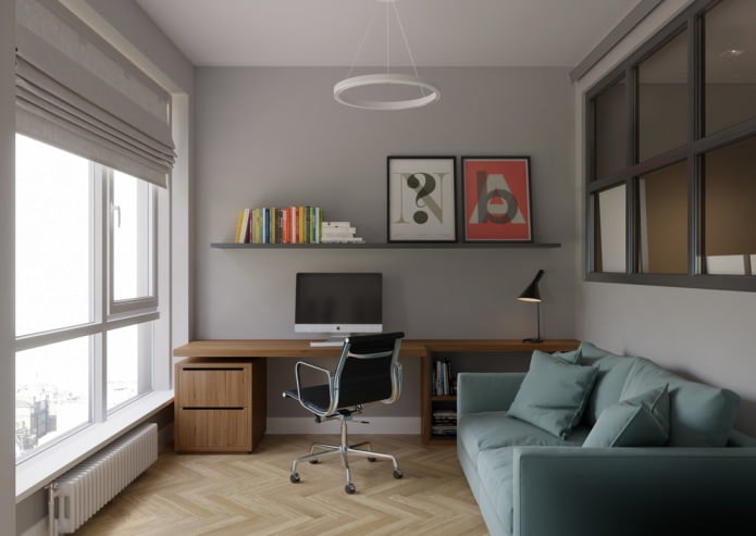 interior do escritório com parquet claro e paredes cinza