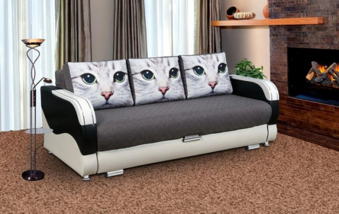 sofá com impressão fotográfica de um gato