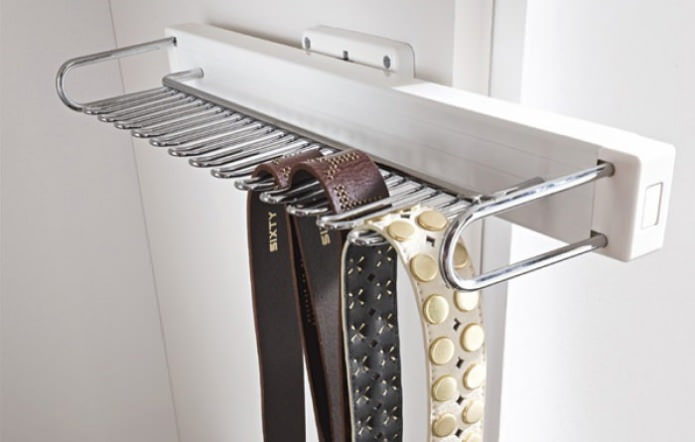 preenchimento interno do guarda-roupa