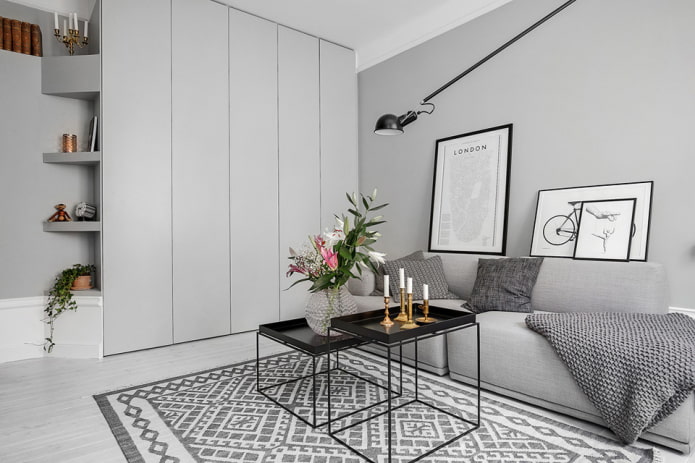 guarda-roupa no interior do corredor em estilo escandinavo
