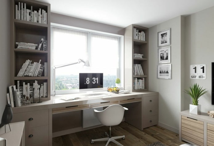 guarda-roupa com mesa ao redor da janela no interior