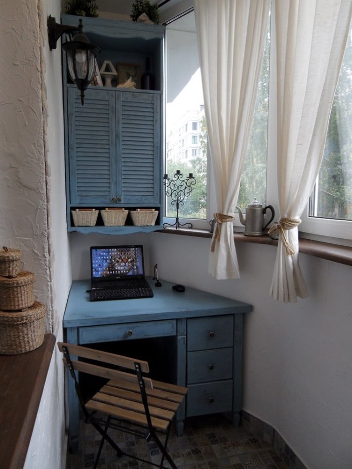 cortinas curtas na loggia