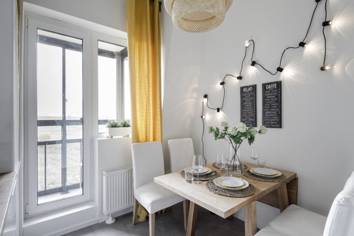 Abertura de varanda com cortinas em estilo moderno