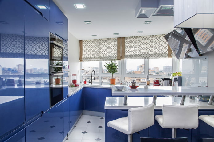 conjunto de cozinha azul brilhante