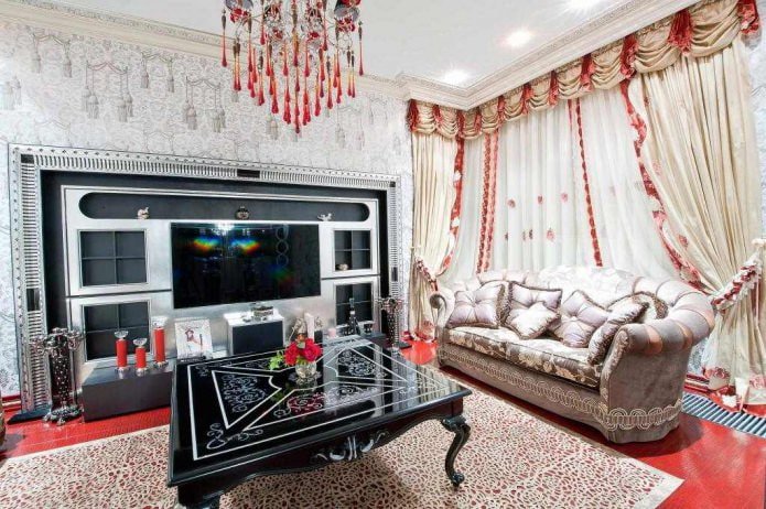 Cortinas de estilo clássico com lambrequim para a sala de estar