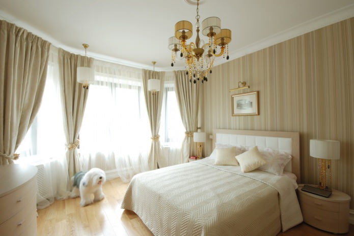 cortinas bege e brancas
