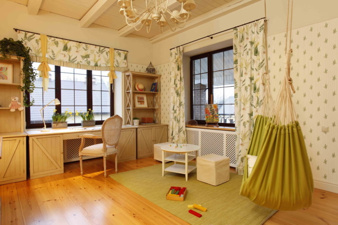 cortinas em um quarto de bebê no estilo provençal