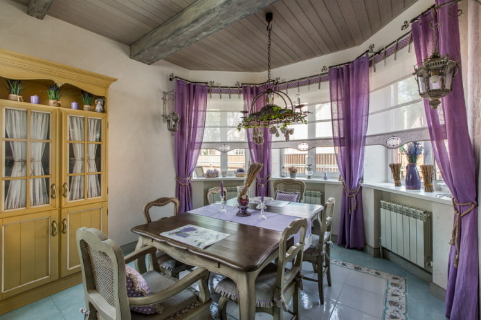 cortinas com ganchos no estilo provençal