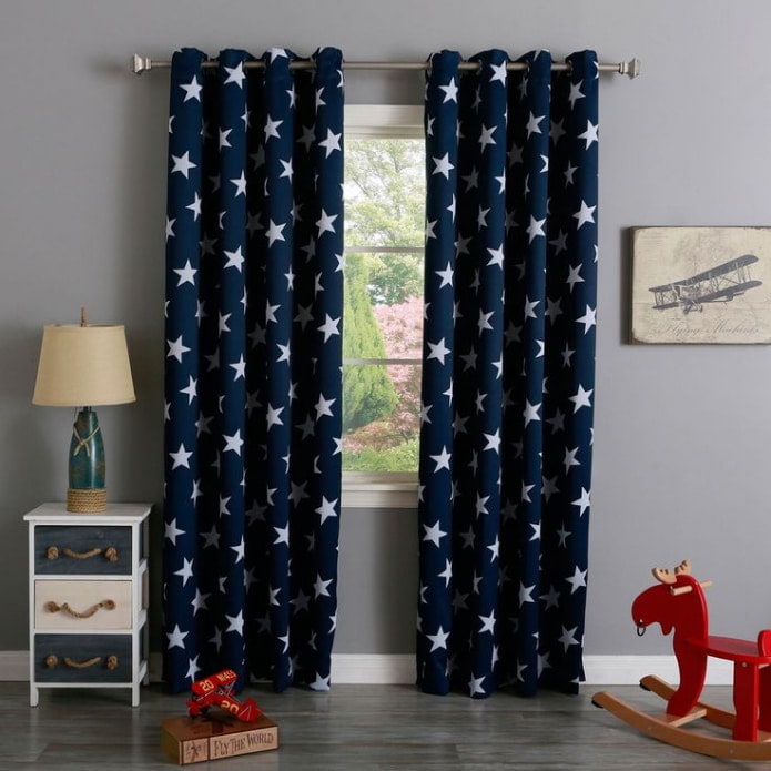 estrelas nas cortinas