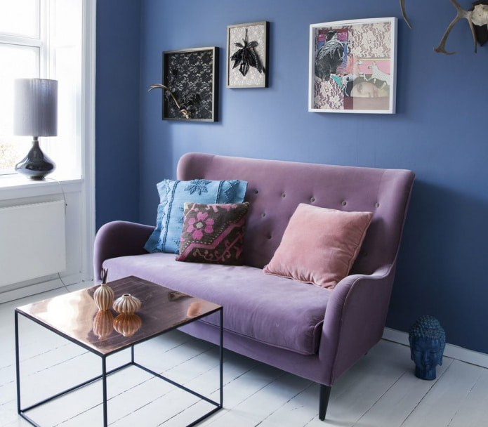 Interior azul e roxo