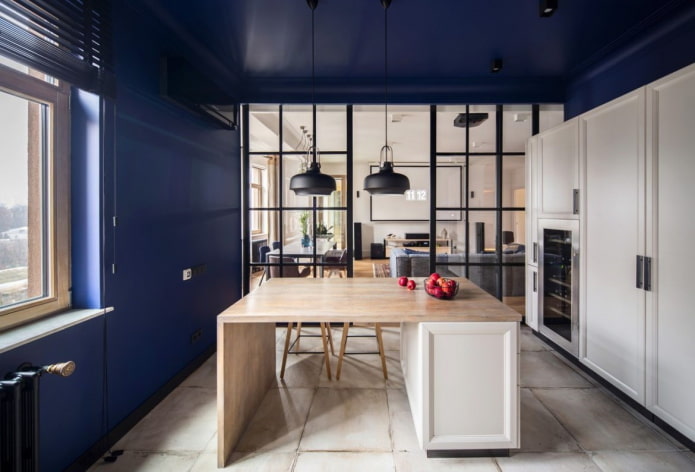 Decoração de cozinha em tons de azul