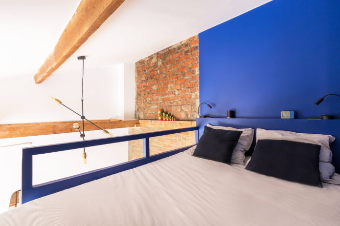 Loft em uma paleta azul