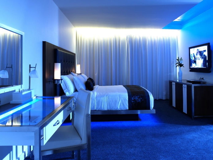 Quarto em estilo high-tech