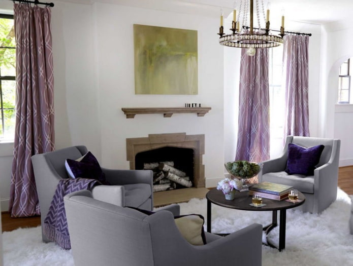 cortinas lilás com estampa geométrica