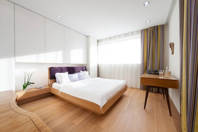 cortinas com uma combinação de lilás e amarelo