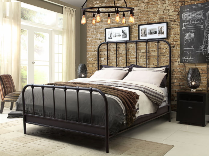 cama alta de metal